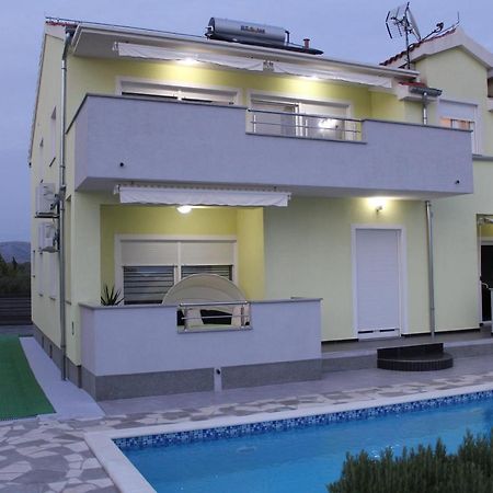 Holiday Home Villa Anny Brodarica  Buitenkant foto